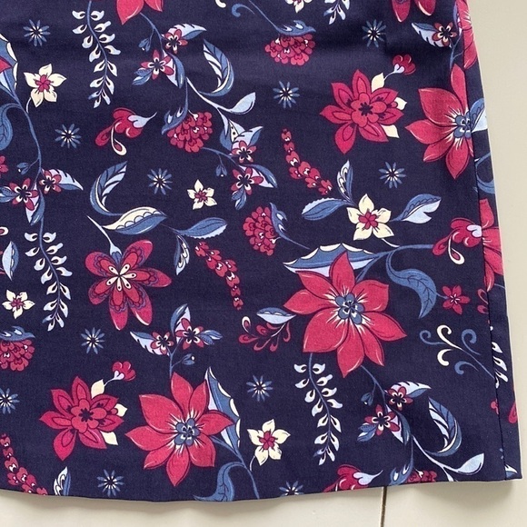 Margaret M Deandra Floral Navy A-line Skirt Size XS - Picture 4 of 11